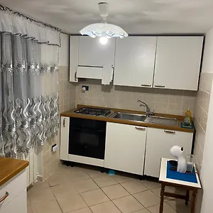 Proprietà Intero Allogio Con Parcheggio Casa vacanze